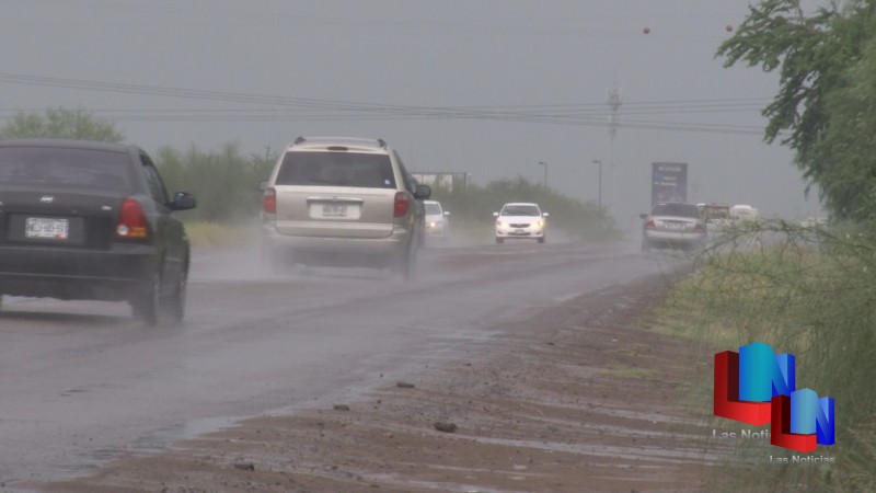 En Navojoa, lluvias dejan problemas a autoridades