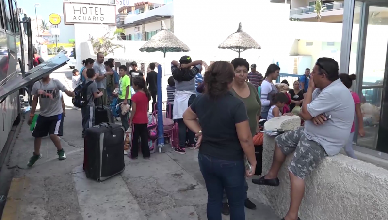Turistas mantienen derrama económica en Mazatlán