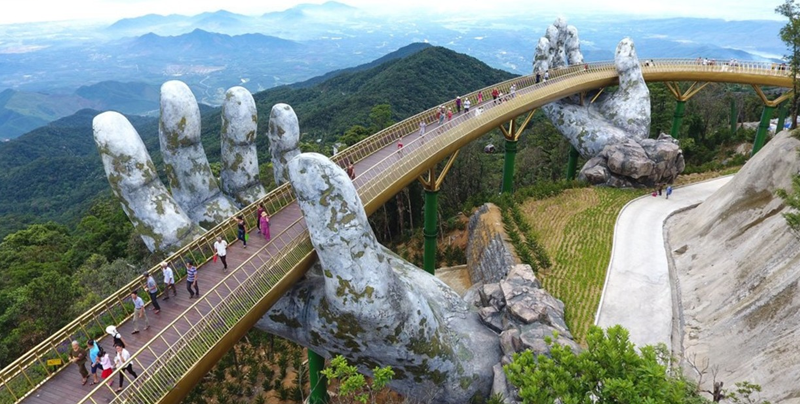 En las manos de Dios: El puente de Vietnam