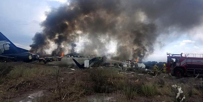 Un pasajero del avión accidentado en Durango demanda a Aeroméxico