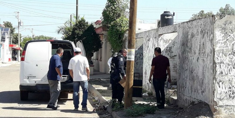 Una persona asesinada es encontrada en la "7 Gotas" en Culiacán