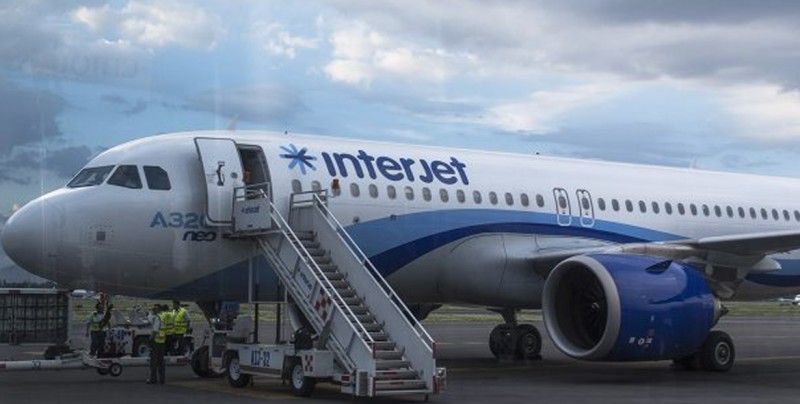 Un avión con 105 pasajeros aterriza de emergencia en Chiapas