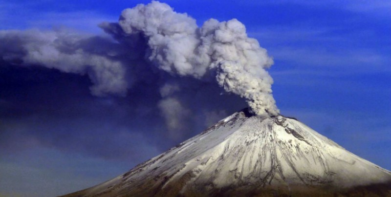 Popocatépetl registra explosión y 5 minutos de sismo