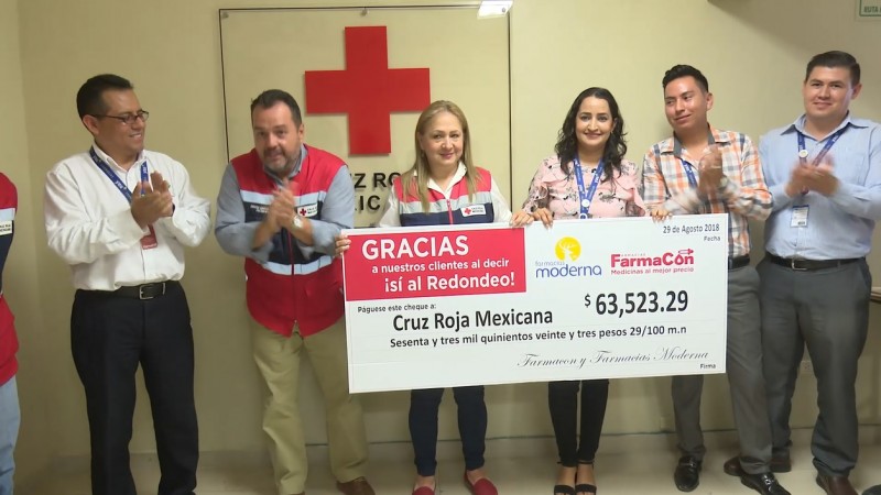 Recibe cruz roja donativo de 63 mil pesos