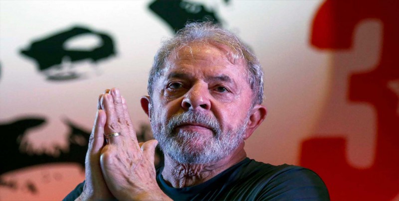 Lula tensa la cuerda desde la cárcel y arriesga en la Justicia