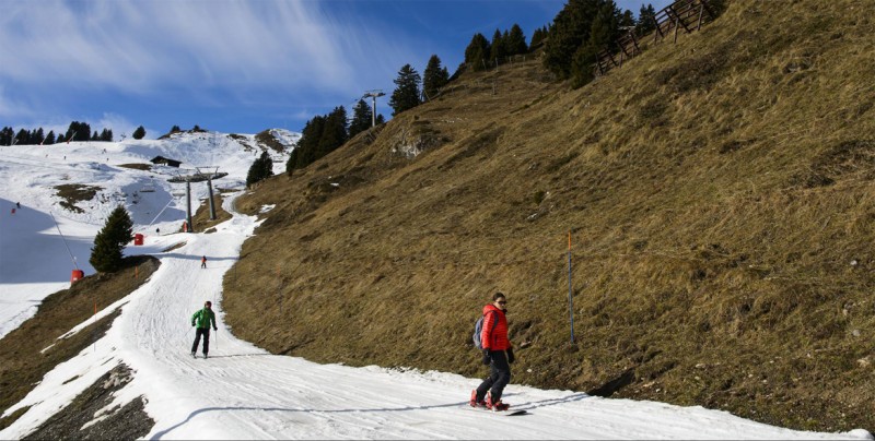 La nieve está desapareciendo en Suiza, incluyendo en los Alpes
