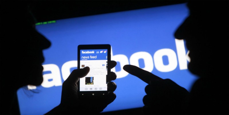 Acusan a Facebook de discriminar a mujeres en anuncios de ofertas laborales