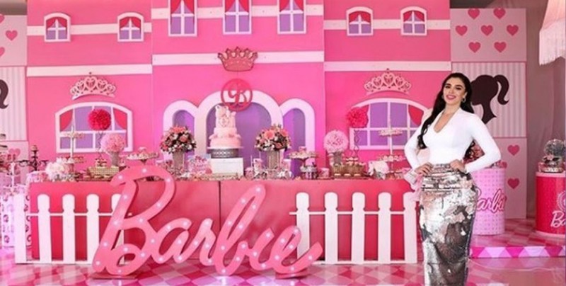 Revelan fiesta de cumpleaños de hijas del Chapo inspirada en muñeca Barbie