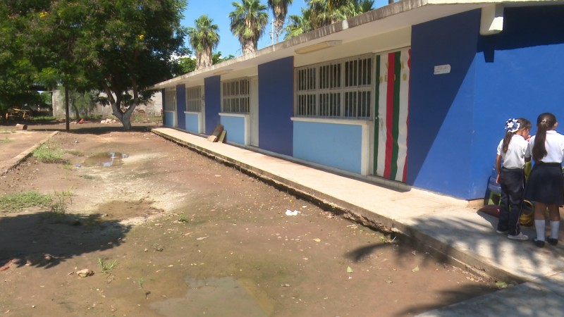 26 escuelas se mantienen sin clases en Ahome