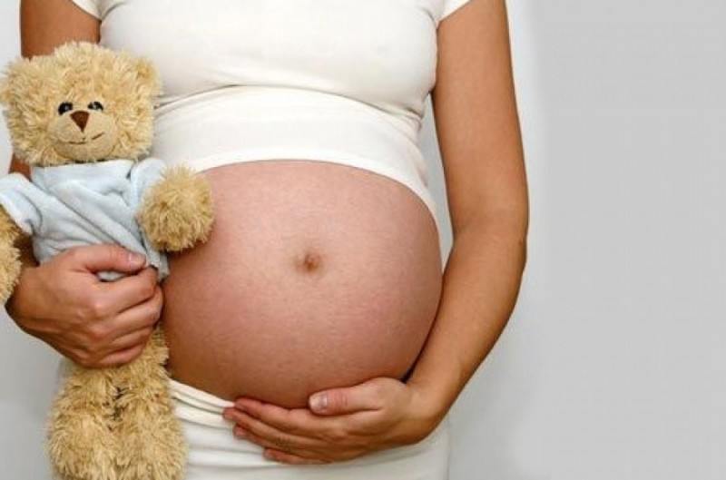 SEPyC abre convocatoria para becas de estudiantes embarazas