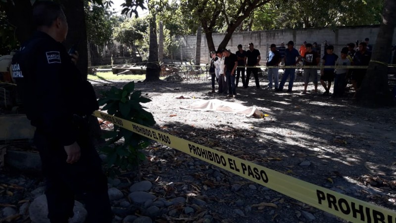 Encuentra a una persona asesinada en Portaceli