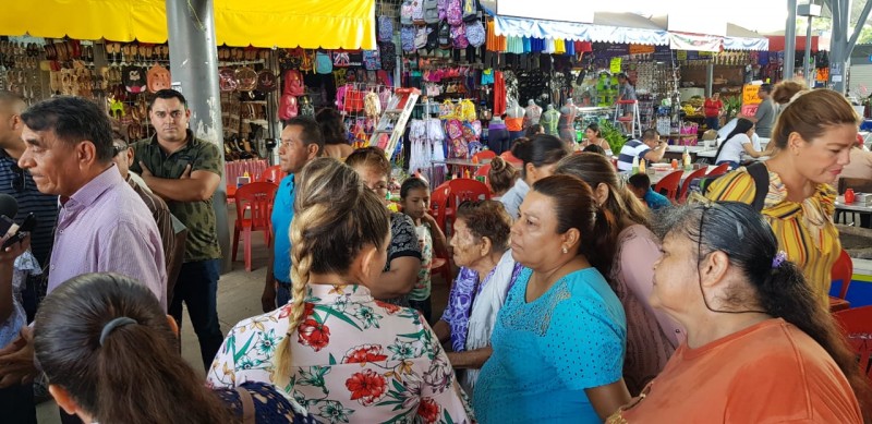 Locatarios del mercado 30 piden respeto al reglamento municipal
