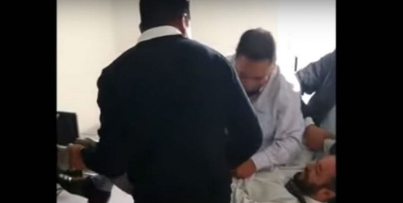 Trabajadores del MP en Ecatepec son captados jugando a las nalgadas