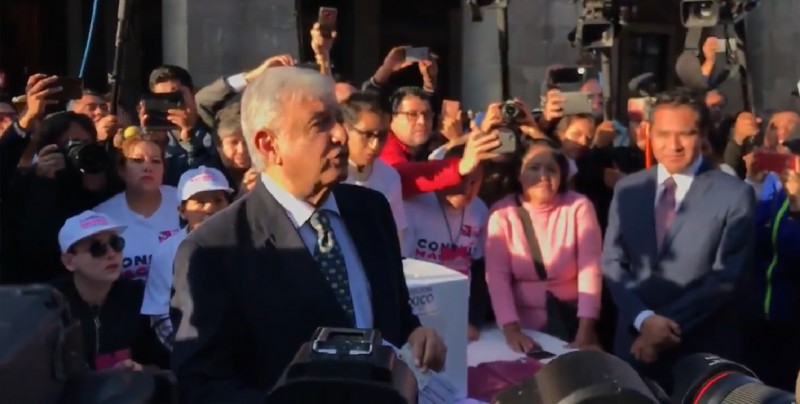 López Obrador llama a ciudadanos a votar sin miedo en consulta de aeropuerto