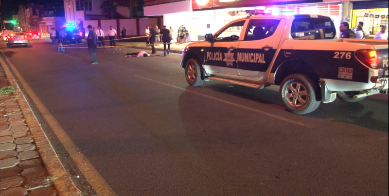 Hombre caminaba por la Gutiérrez Nájera y cae muerto