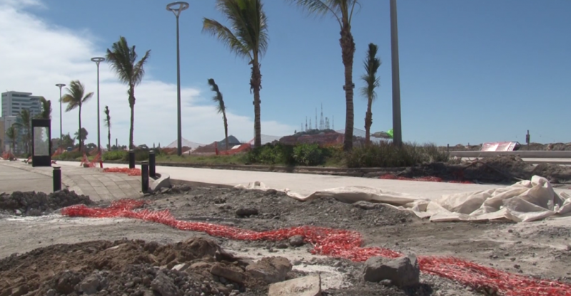 Disgusta a turistas obras en el malecón