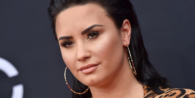 Después de tres meses, Demi Lovato sale de rehabilitación