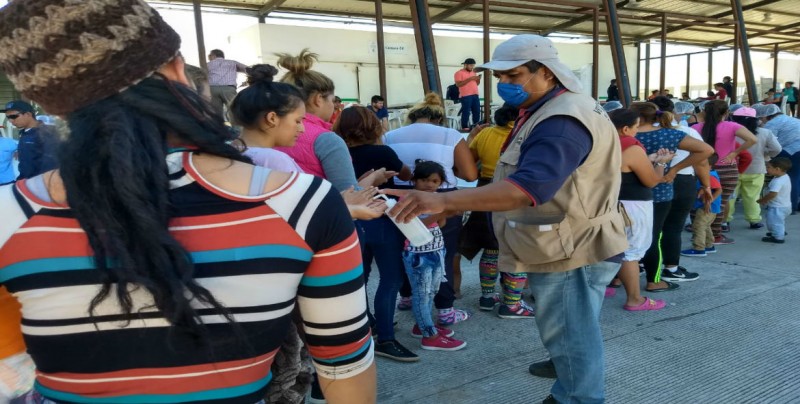 COEPRISS realiza operativo sanitario para atender caravanas de migrantes