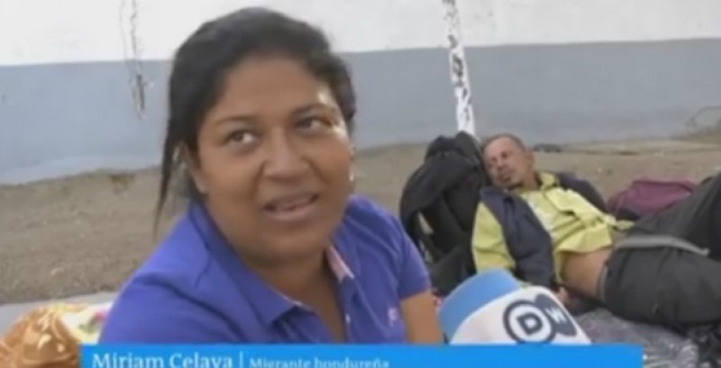 Migrante en México dice que los frijoles y tortillas son comida para puercos