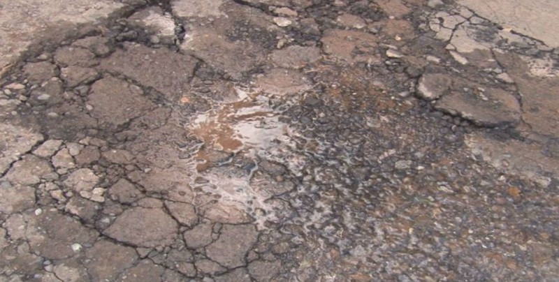 Fuga de agua por la Tabalá