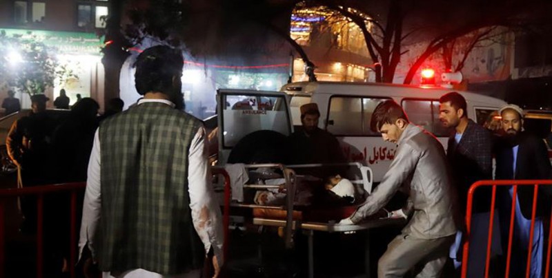 Al menos 40 muertos y 60 heridos en una explosión en salón de bodas en Kabul