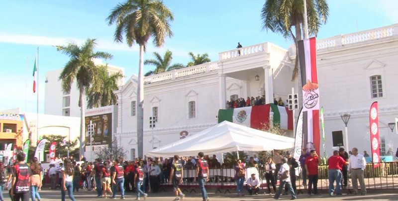 Desfile 20 de noviembre en Culiacán