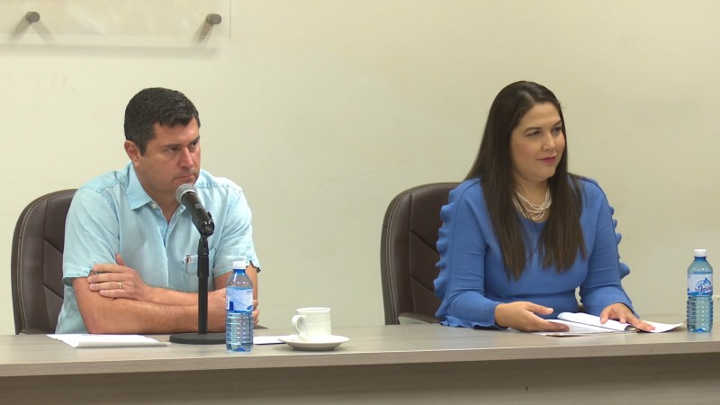 Sindica procuradora interpone denuncia contra el alcalde de Ahome