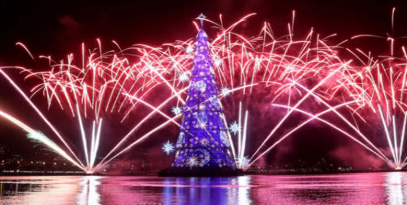 Regresa el árbol de navidad más alto del mundo