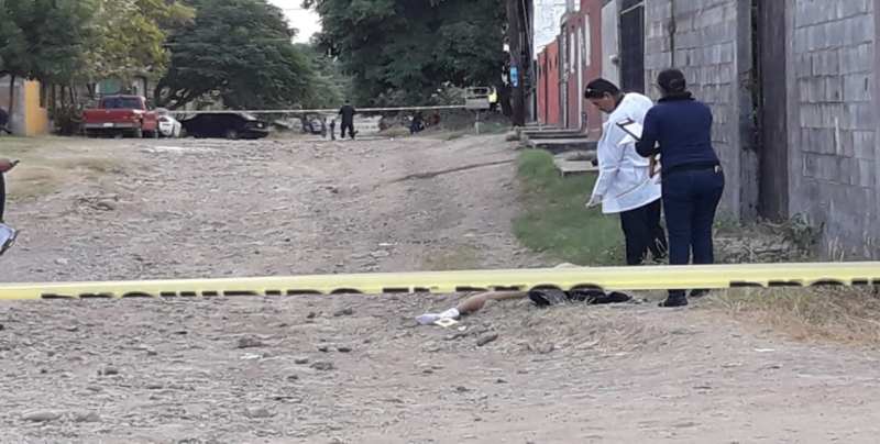 Encuentran a un hombre asesinado en la Díaz Ordaz