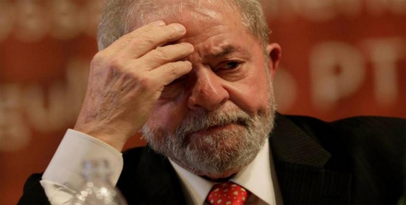 Lula lamenta que prejuicio de Bolsonaro prime sobre ayuda de médicos cubanos