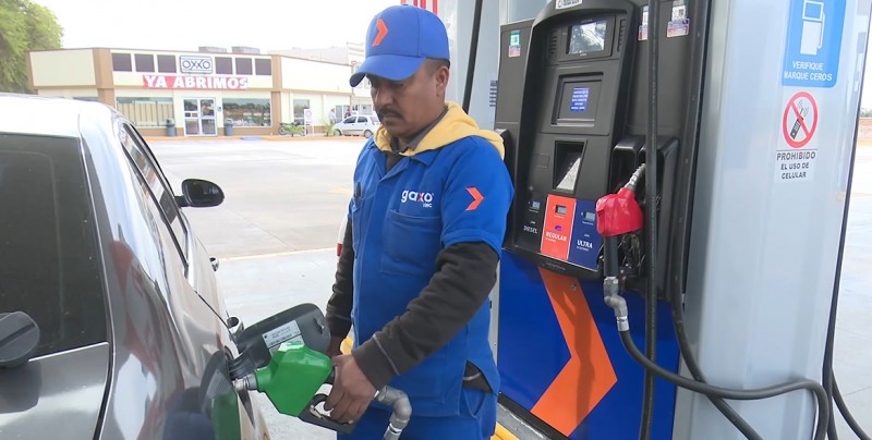 No baja el precio de la gasolina