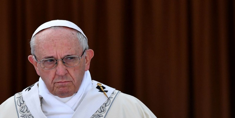 El papa asegura que no se encubrirán abusos y los abusadores serán entregados