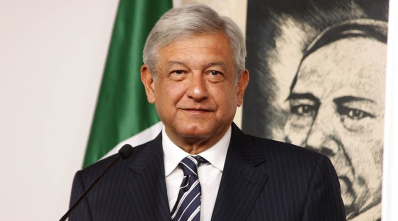 Presidente de México pide a conservadores "jugar limpio" tras accidente aéreo