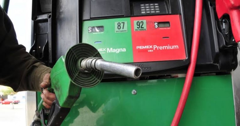 Reportan escasez de combustible en al menos ocho estados mexicanos
