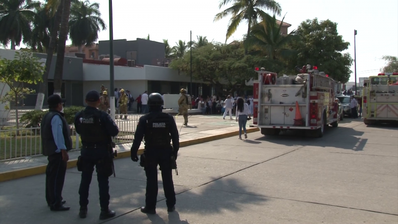 Evacúan a personal y pacientes del ISSSTE en Mazatlán