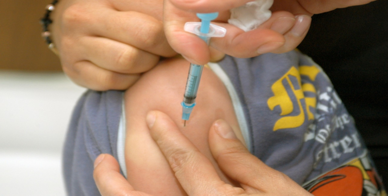 IMSS  refuerza vacunación en las guarderías