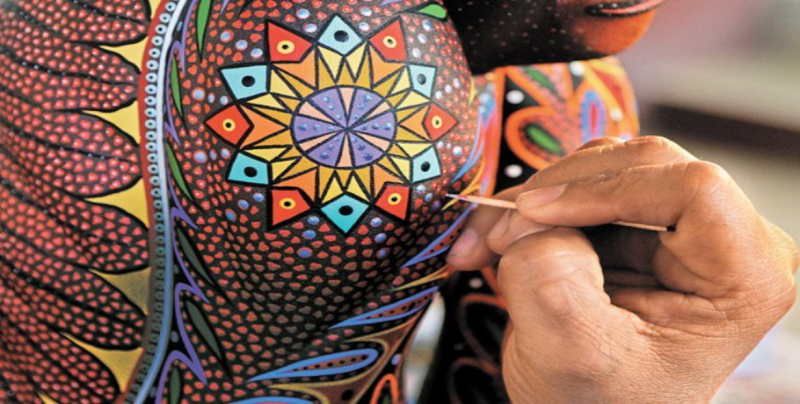 Pintando de color a México con expo-venta artistas Oaxaqueños