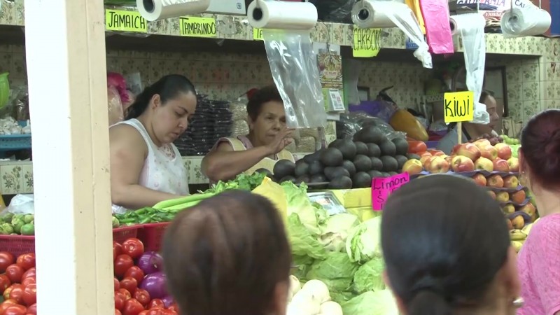 Se mantienen precios de  la canasta básica