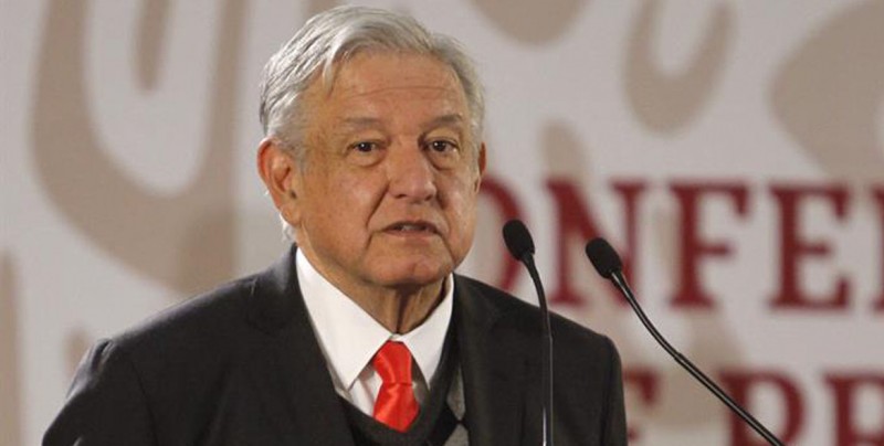 Presidente de México atribuye a Gobierno de Michoacán conflicto de maestros