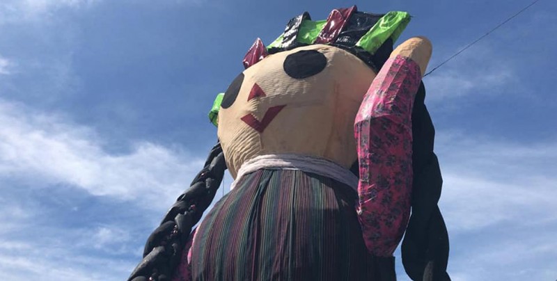 ¡Que feos! dicen algunos mazatlecos sobre 'monigotes' del Carnaval 2019