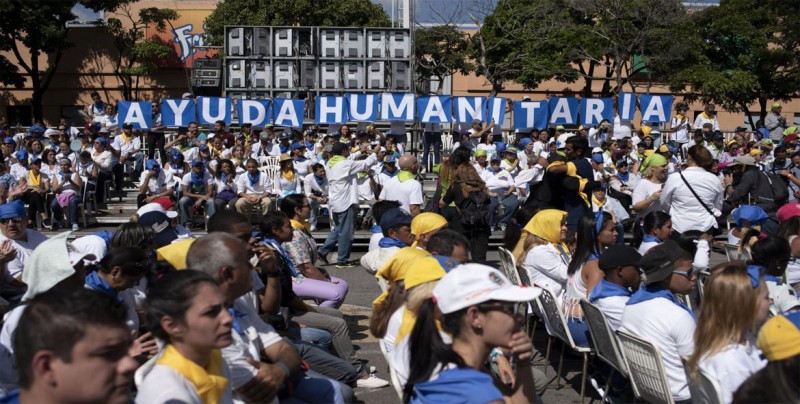 Guaidó llama a exigir en cuarteles militares el ingreso de ayuda humanitaria