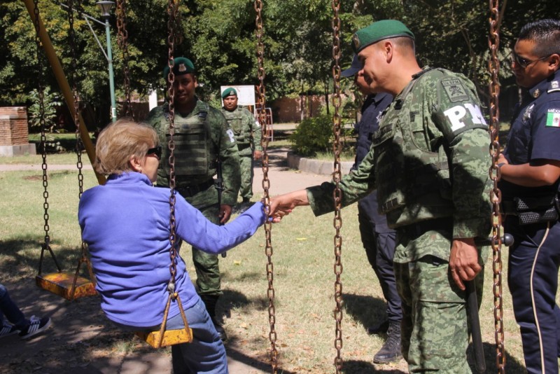 Recorre Policía Militar sectores de Culiacán