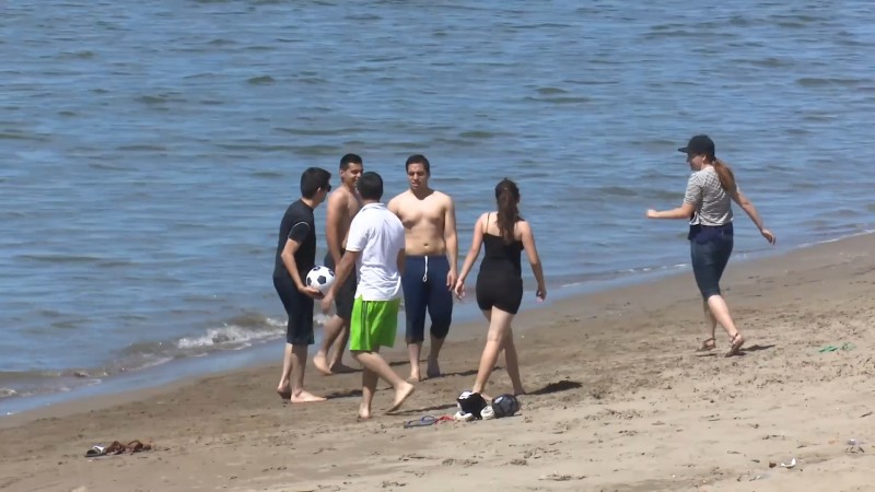 Llaman a extremar cuidados de la piel en vacaciones