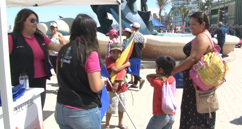 IMMUJER realiza campaña de concientización “Corazón Azul”