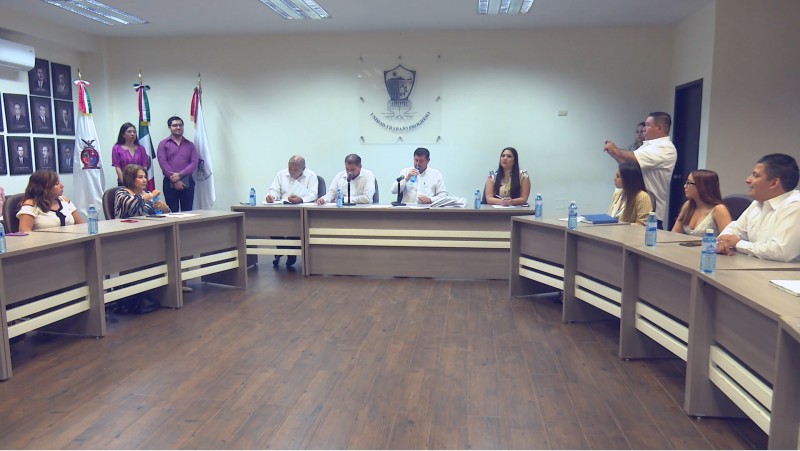 Entrega el alcalde ante cabildo el plan municipal de desarrollo