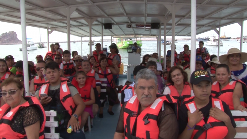 Continúa la demanda de paseos en catamaran por periodo vacacional