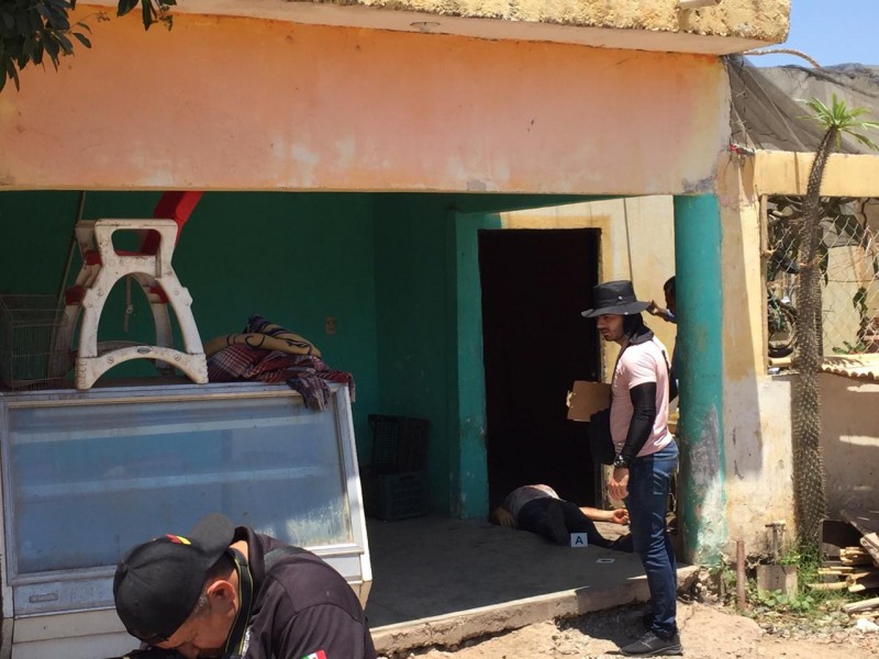 Asesinana  en la puerta de su casa a una persona en Costa Rica