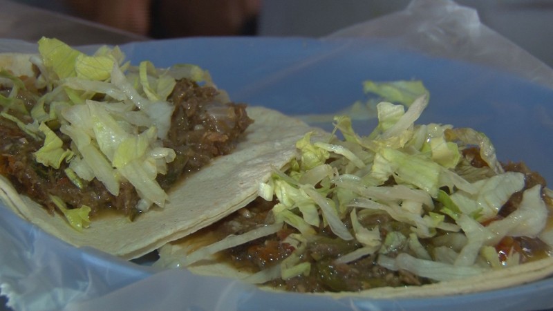 Los tacos de guisos se han vuelto uno de los platillos favoritos de la población en Culiacán