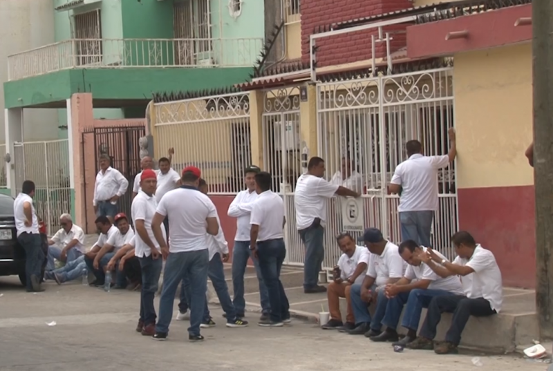 Piden taxistas en Mazatlán transparencia y disminuir cuotas