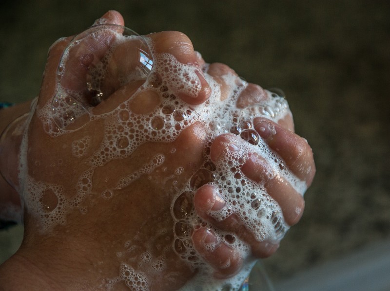 Lavado de manos e hidratación ante altas temperaturas